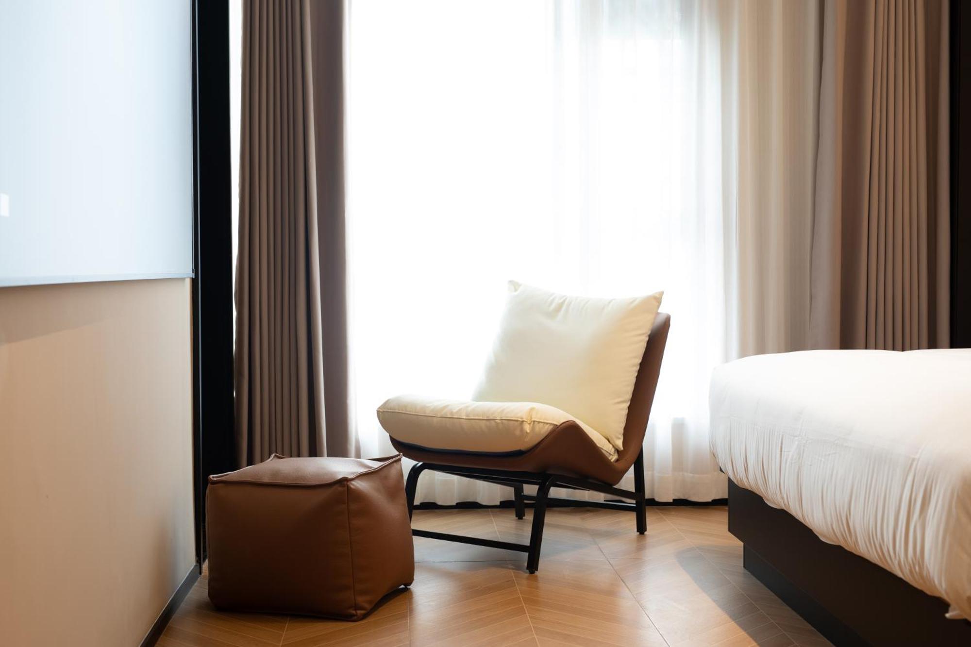 See You Soon At The Ritz Rose Summer Hotel Sanya Eksteriør billede