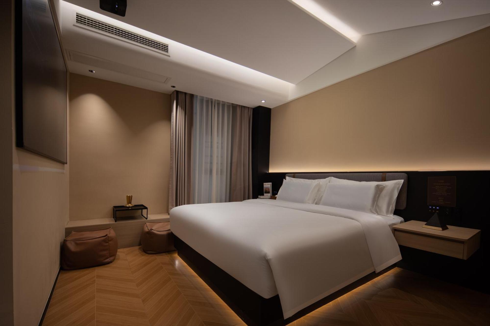See You Soon At The Ritz Rose Summer Hotel Sanya Eksteriør billede